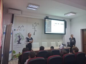 „Informarea înseamnă prevenție, iar prevenția poate salva vieți!”.Campanie de informare și conștientizare privind traficul de persoane, la  Liceul Tehnologic „Toma Socolescu” din Ploiești  (foto-video)